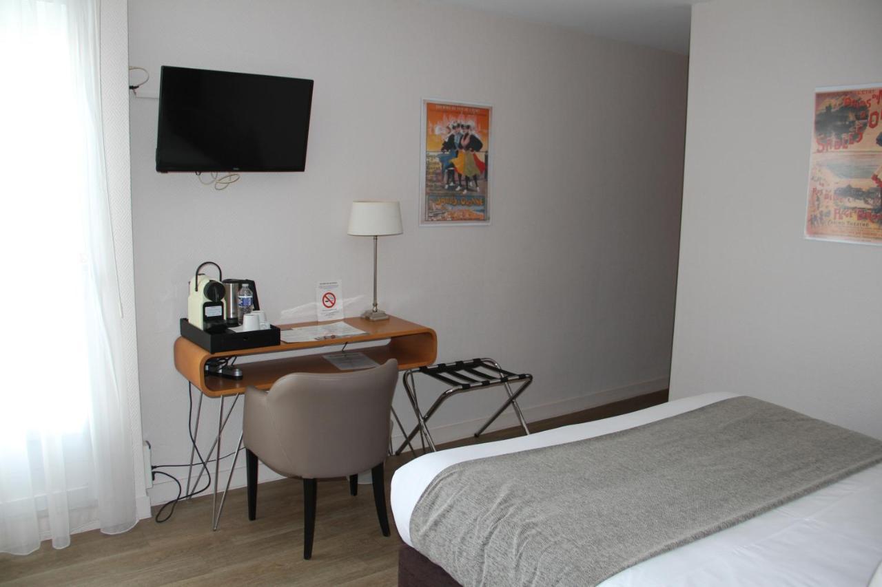 Cit'Hotel Le Chêne Vert Les Sables-dʼOlonne Exterior foto